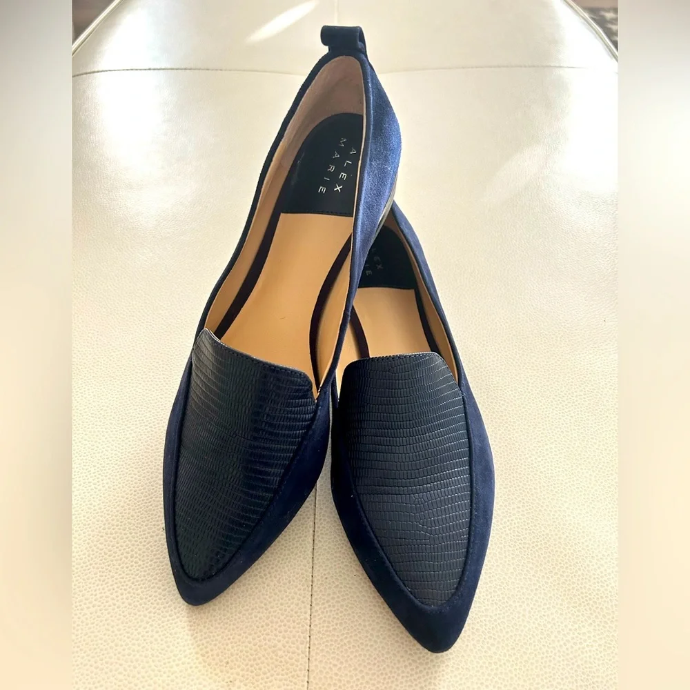 Alex Marie Campbell Women’s Flats 8.5 Navy Pointed Toe Casual Everyday Career